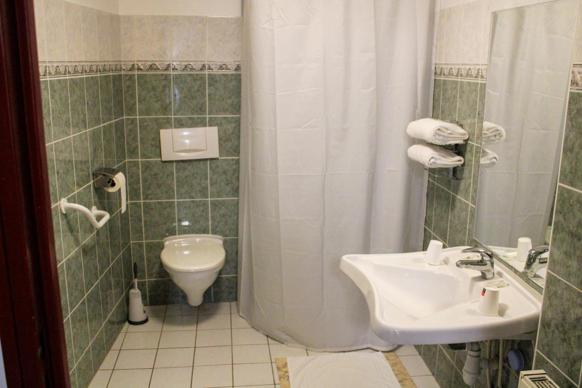 Chambres D'Hotes Du Colvert フォルジュ・レゾー エクステリア 写真